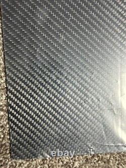 Plaque en fibre de carbone 1mm d'épaisseur, motif sergé 2×2, avec adhésif 3M à l'arrière